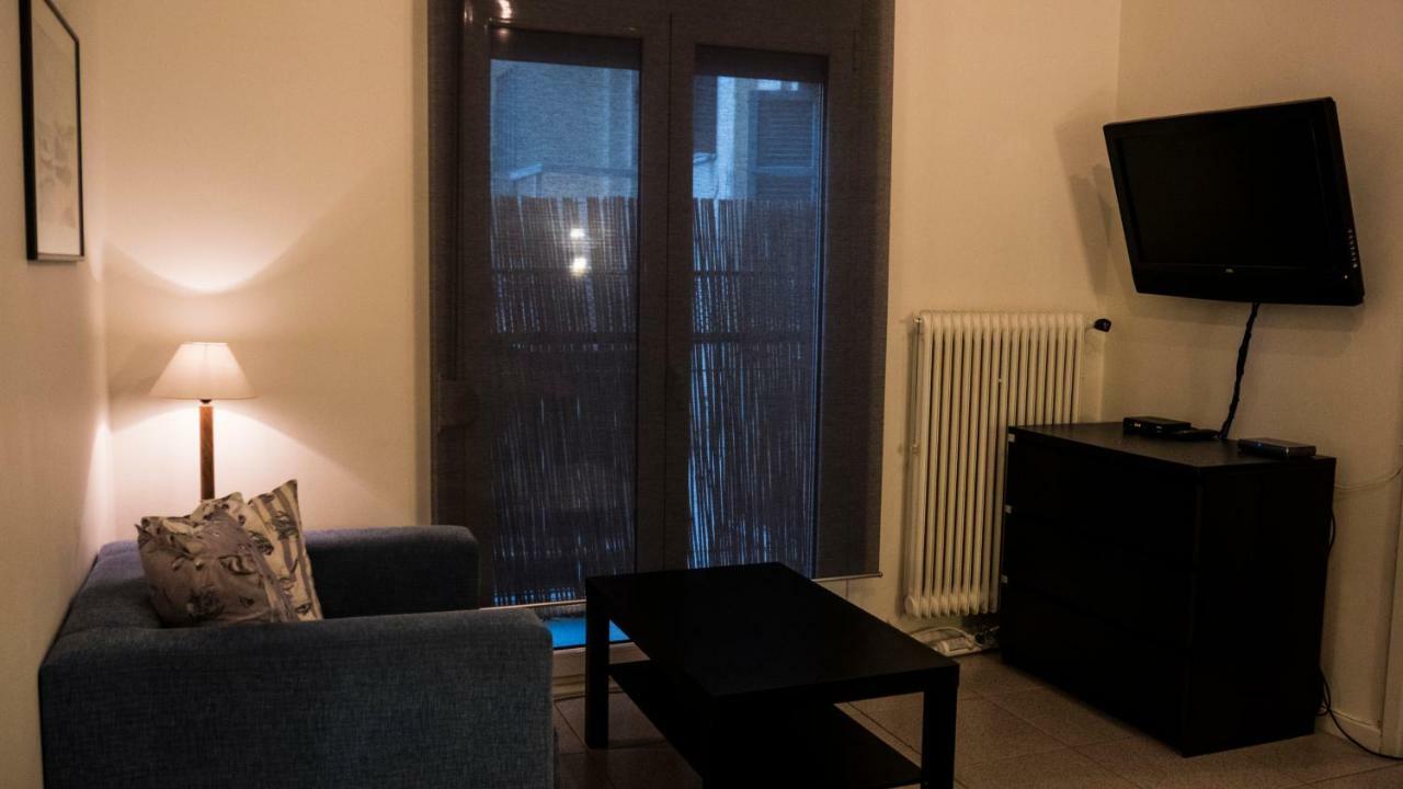 Apartment In The Heart Of Thessaloniki'S Center Exterior foto
